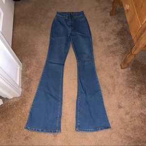 flare / bell bottom jeans